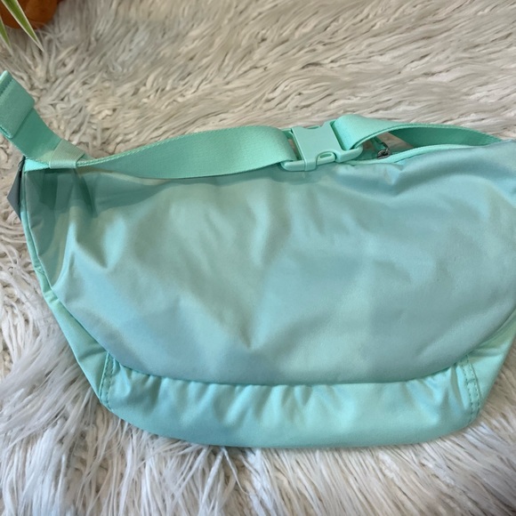 New🌿Nike Tech 10L Hip Pack Mint Green - Picture 11 of 11